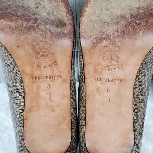 Saks Fifth Avenue Tan Heels with Elegant Perforated Design - Picture 8 of 10